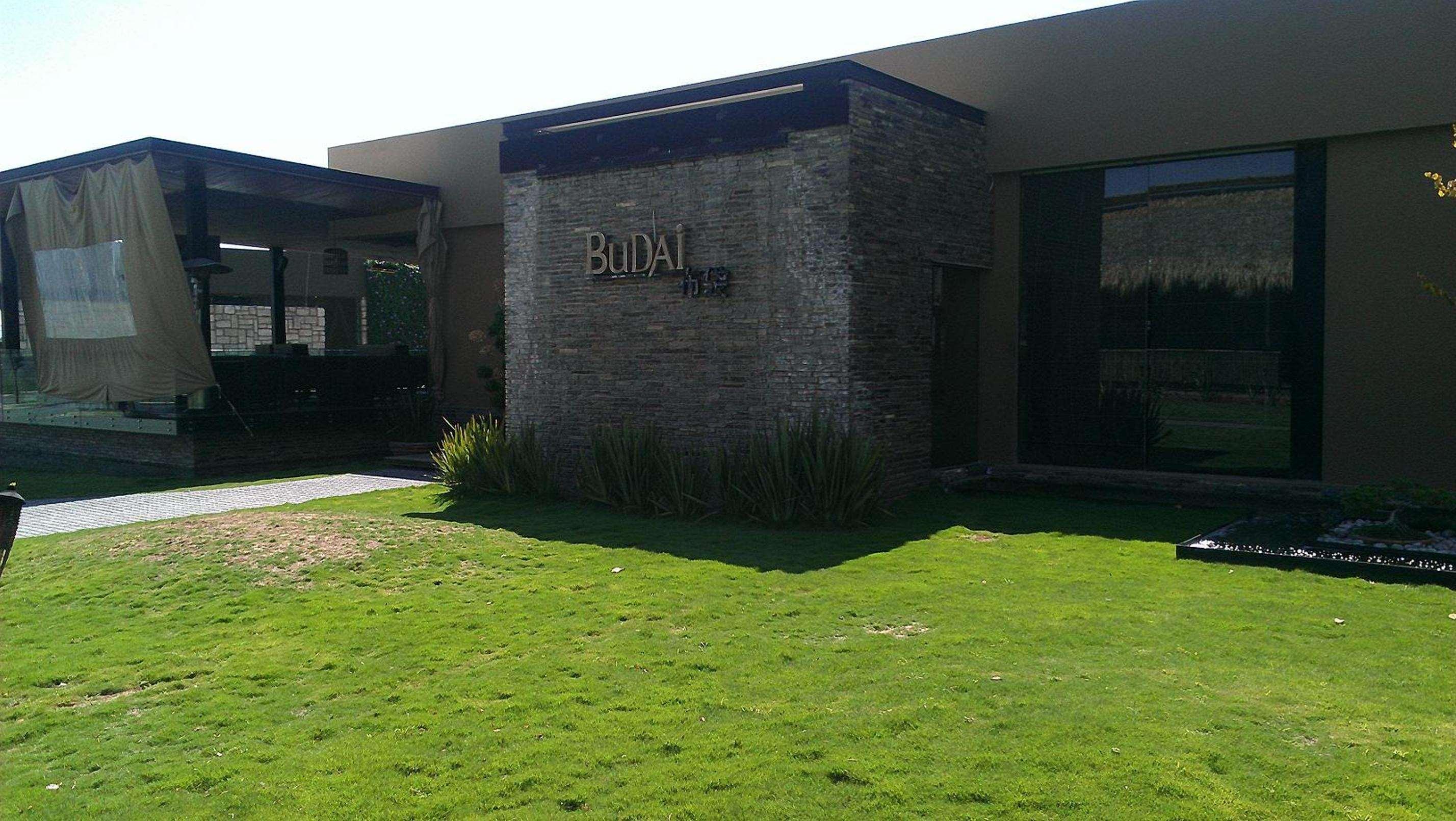Doubletree Suites By Hilton Saltillo Bagian luar foto